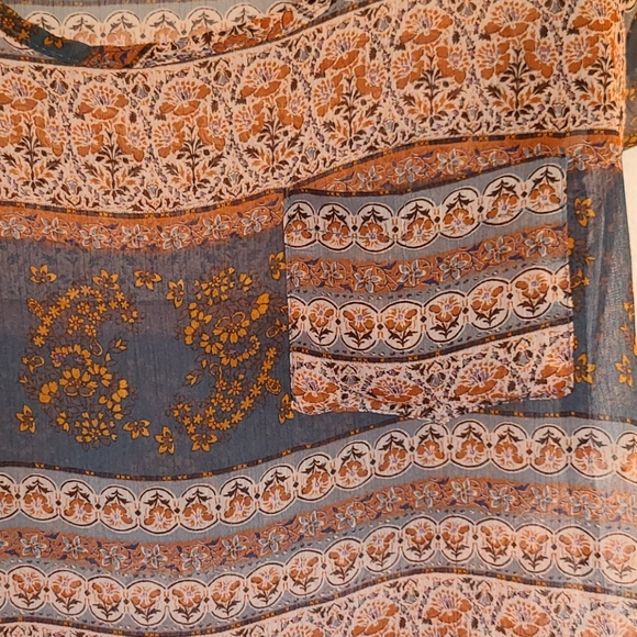 Light shirt - Picture 2 of 4